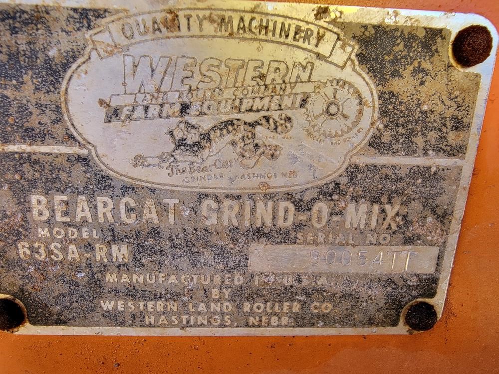 1968 Ad Bearcat Grind-o-Mix Farm Machinery Grinder Western Land