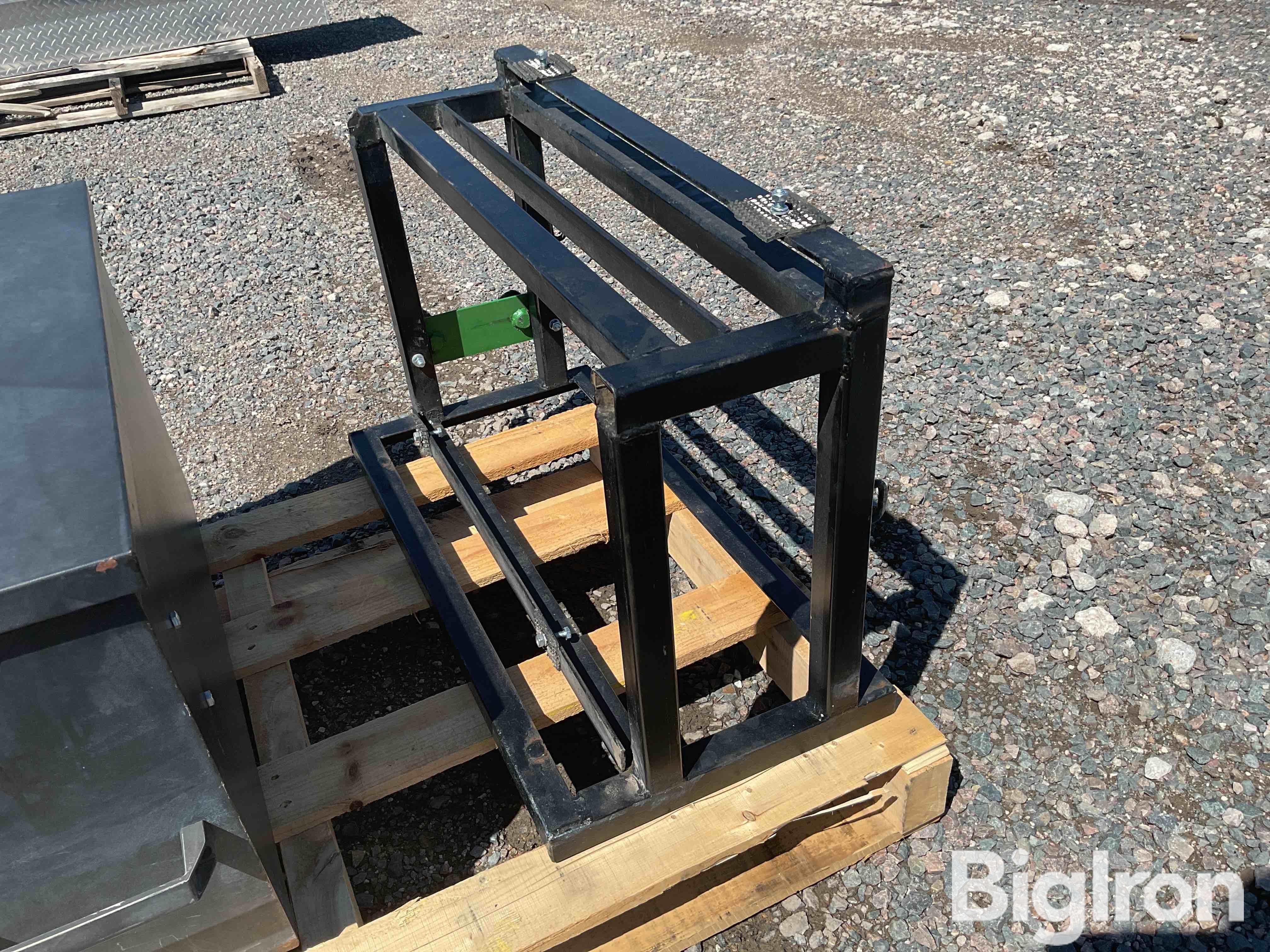 StorSmart Triangle Toolbox BigIron Auctions