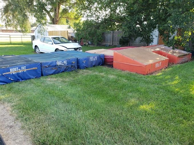 Pole Vault Pit & 2 High Jump Pits BigIron Auctions