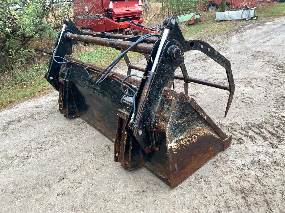 New Holland 7614 Loader Bucket W/Miller Grapple BigIron Auctions