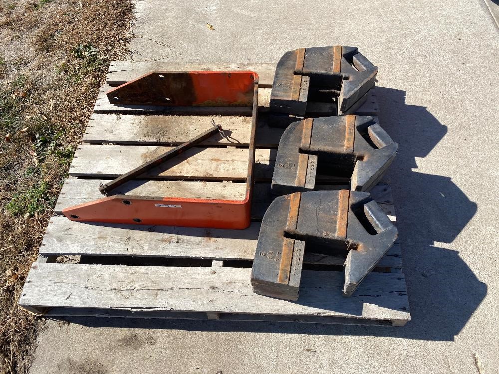 Used Suitcase Weight 75 lbs. fits Allis Chalmers 7020 7010 7000 7060 7050  7045