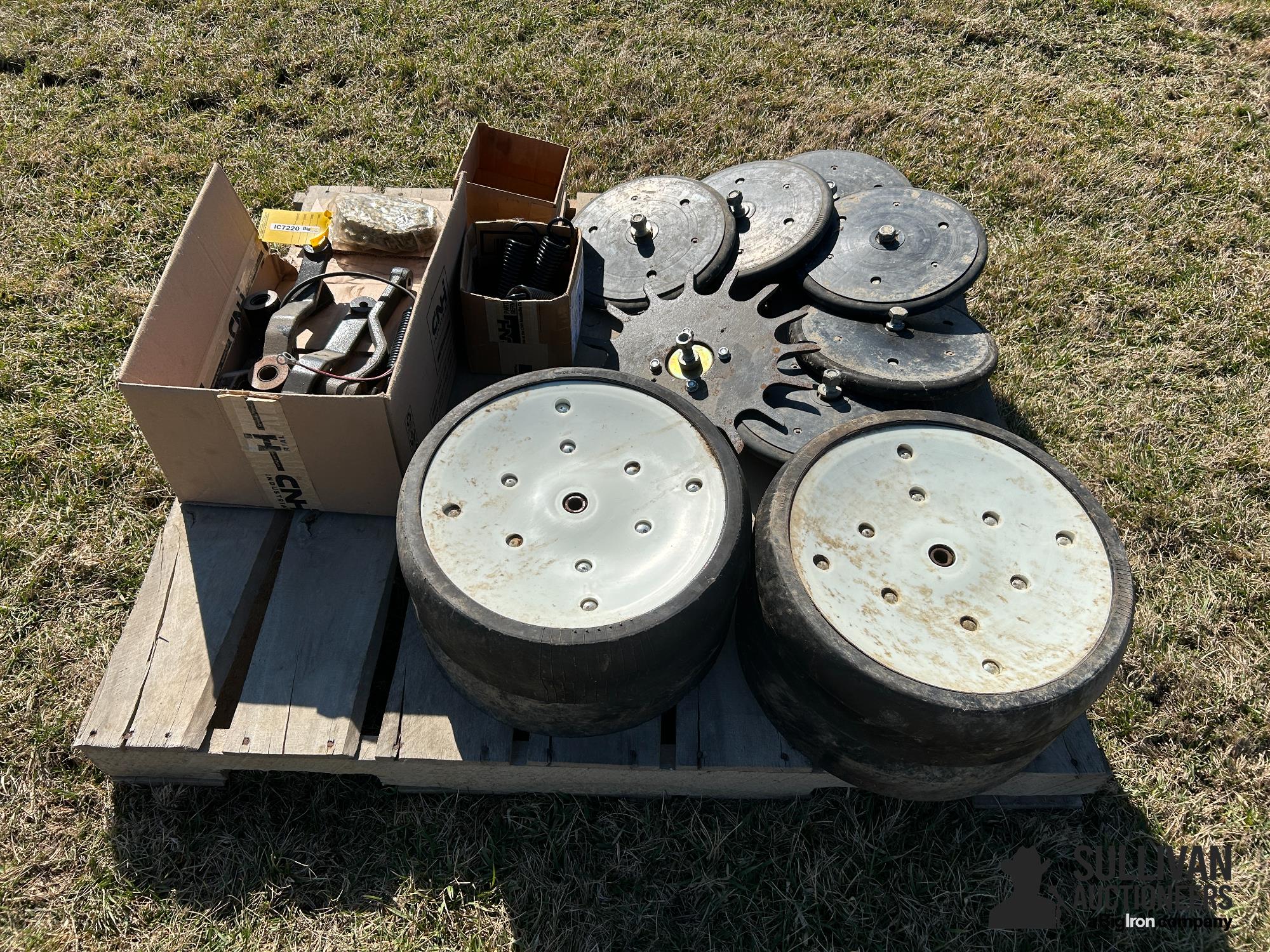 Kinze 3600 Planter Parts BigIron Auctions