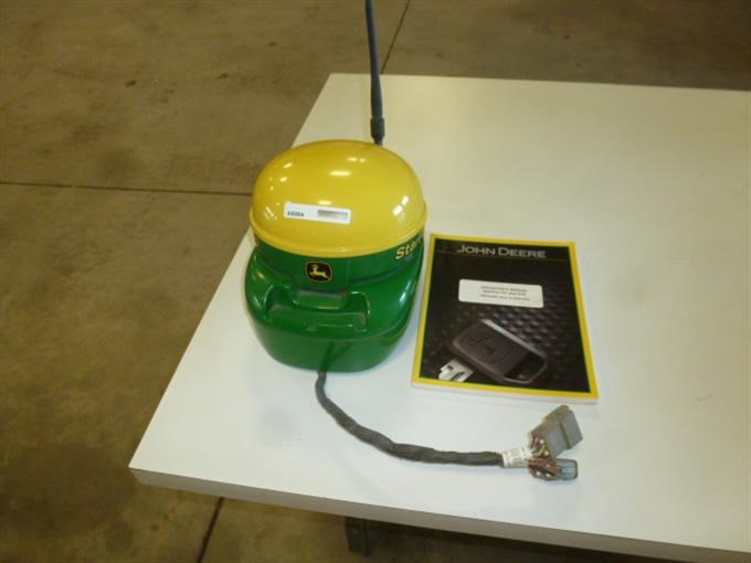 John Deere Star Fire 3000 Receiver With Rtk Radio Bigiron Auctions