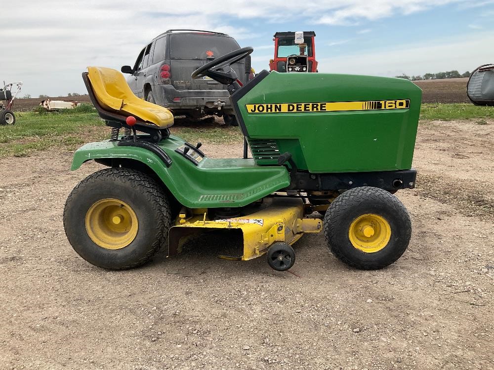 1988 John Deere 160 Lawn Tractor Bigiron Auctions 2871