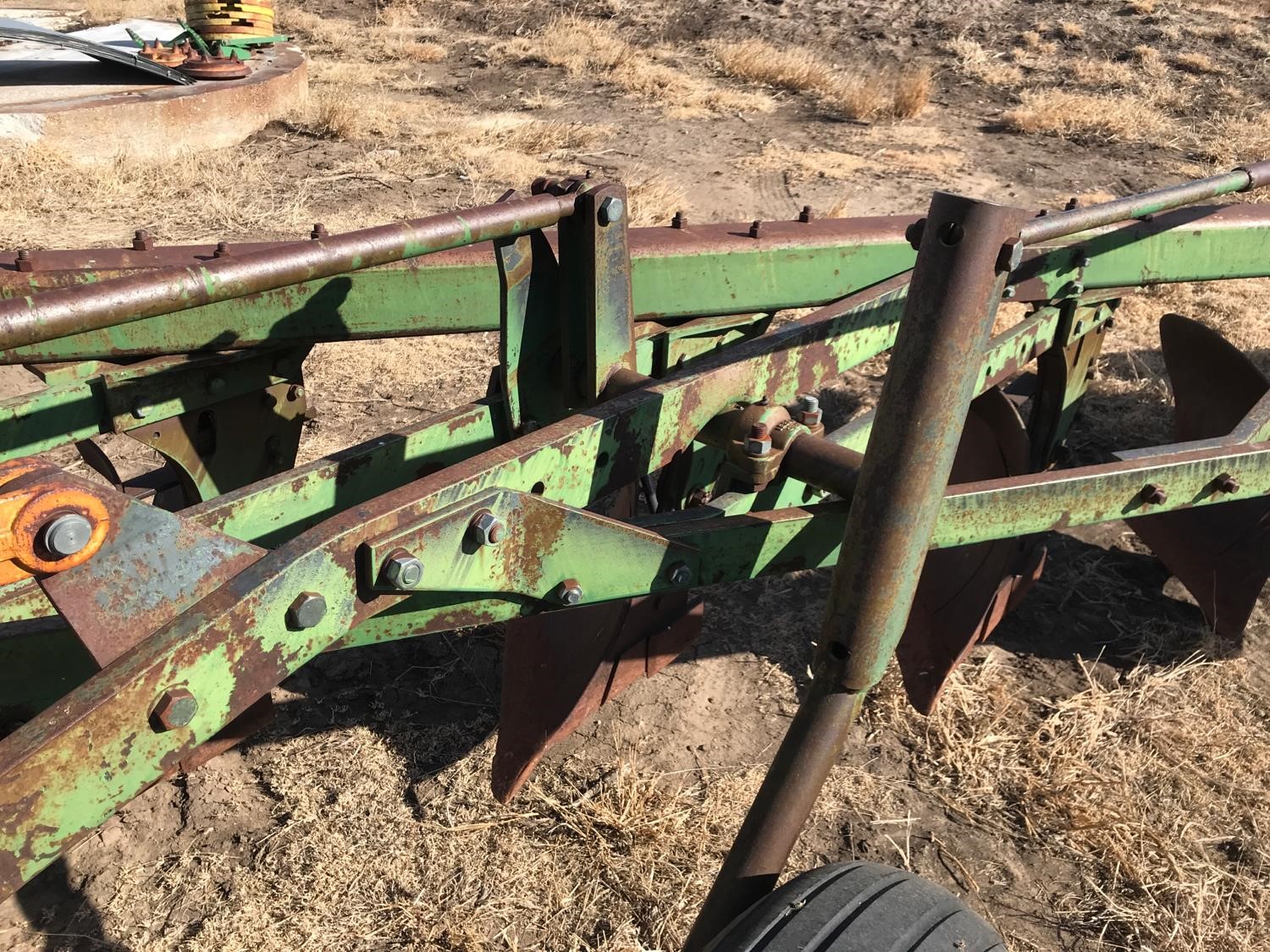 John Deere A3100 6-Bottom Plow BigIron Auctions