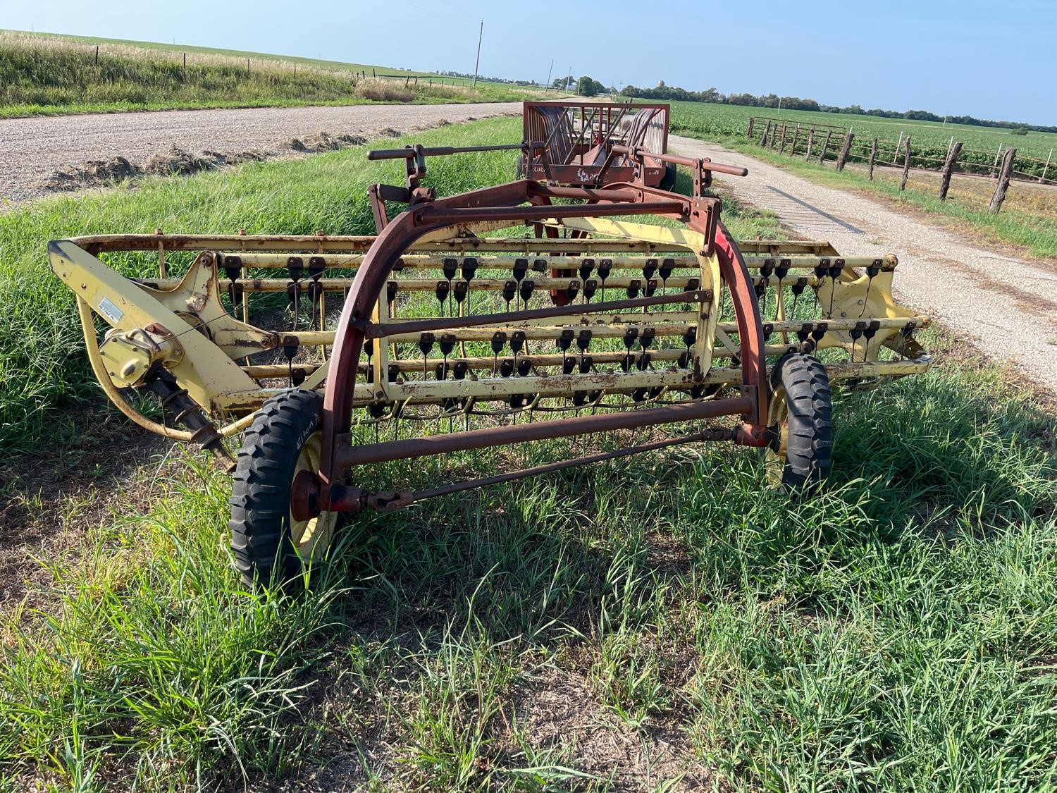 New Holland 258 Side Rake BigIron Auctions