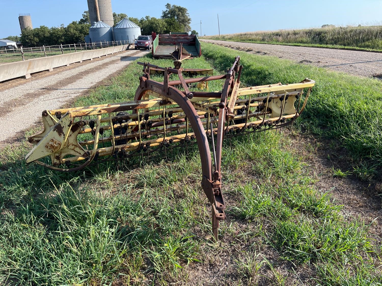 New Holland 258 Side Rake BigIron Auctions