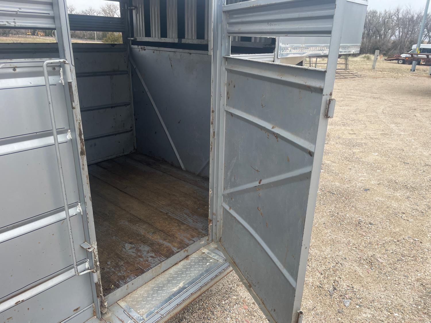 2006 Ponderosa T/A Livestock Trailer BigIron Auctions