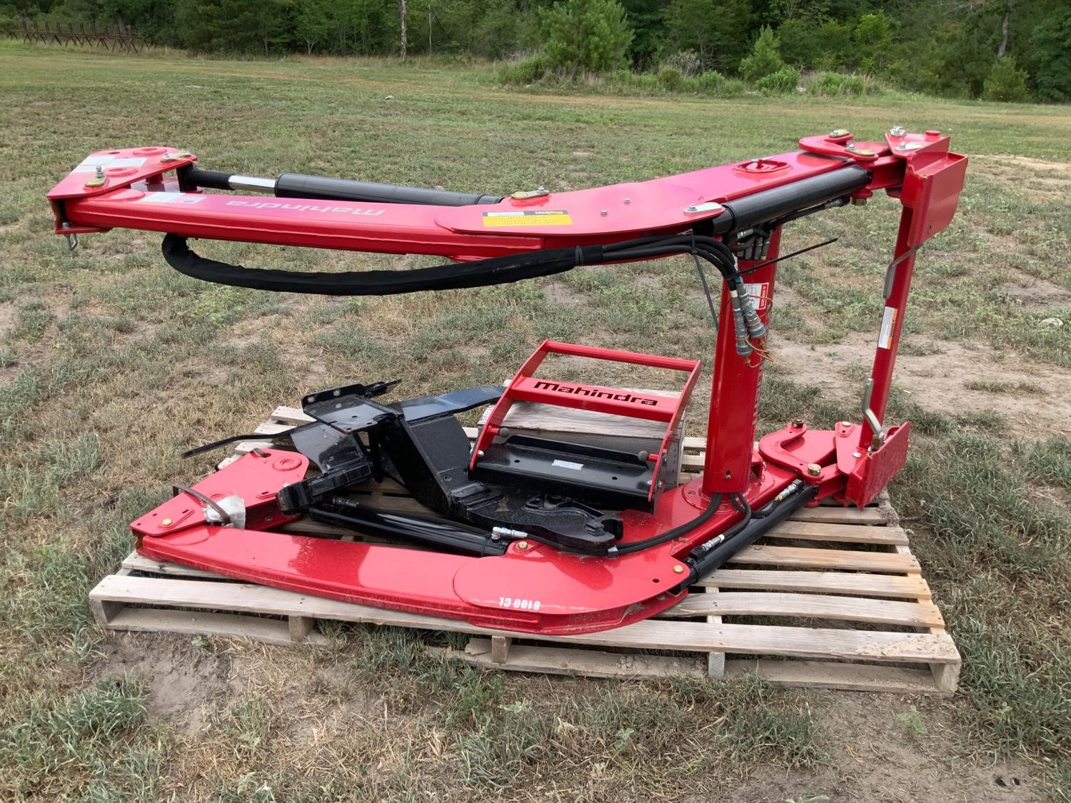 Mahindra 8100CL Loader BigIron Auctions