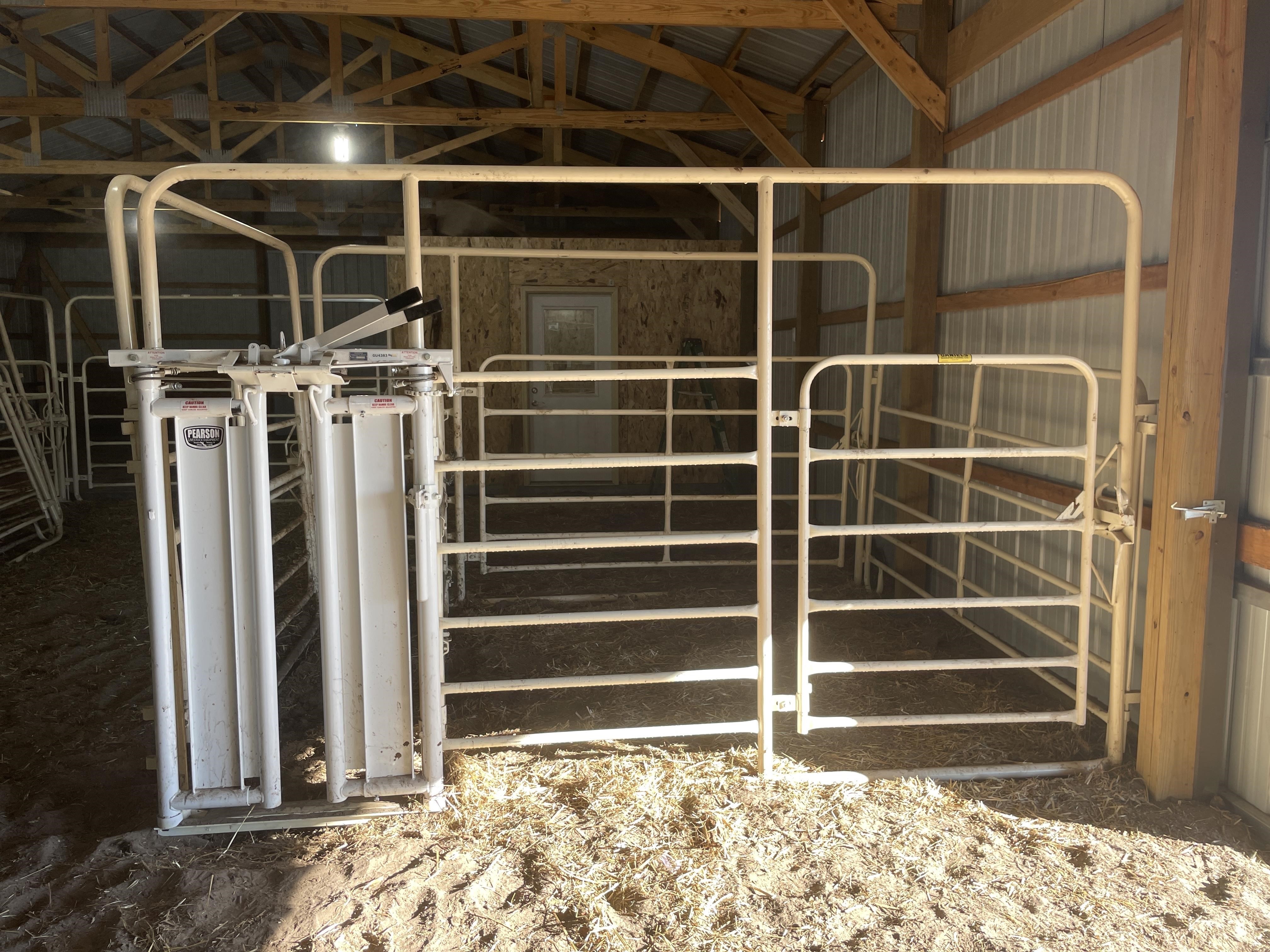 Calving Pens & Equipment, Calving Products