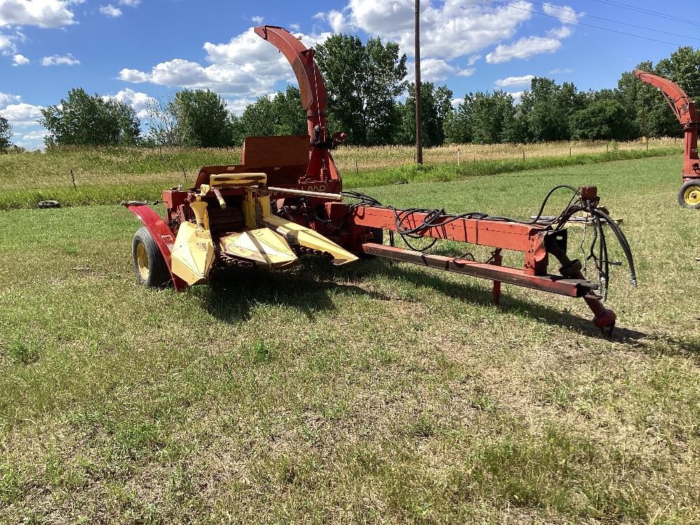 New Holland 890 Chopper BigIron Auctions