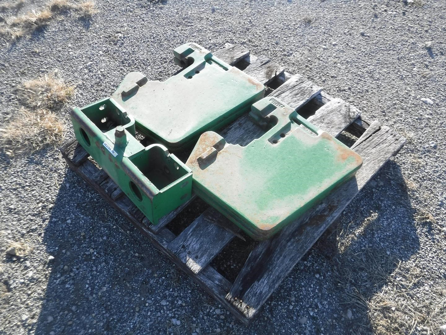 John Deere Front Suitcase Weights & Bracket BigIron Auctions