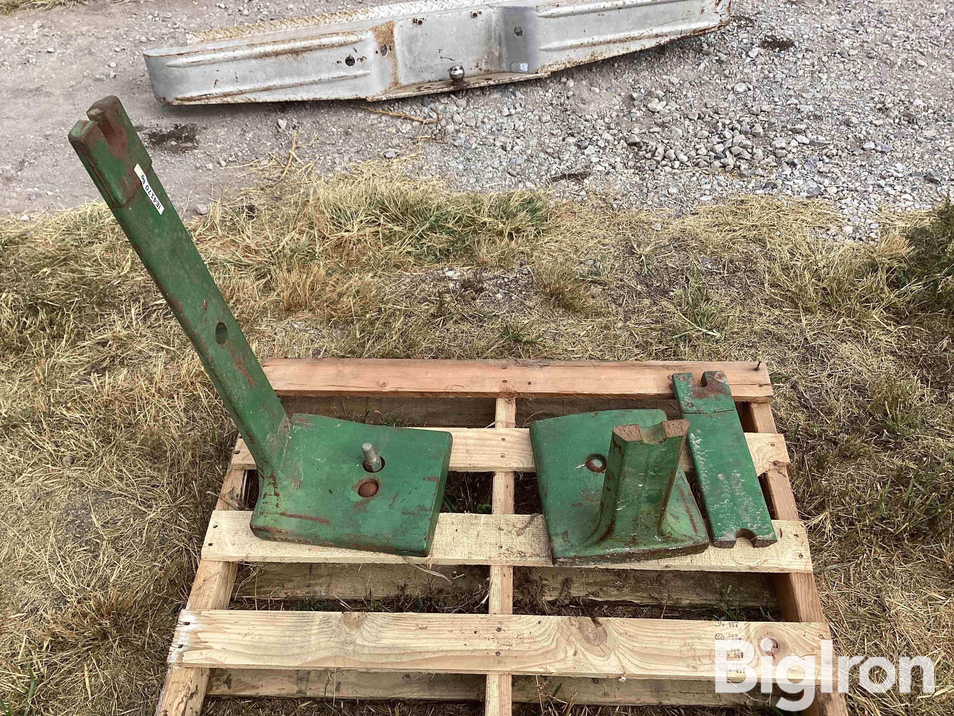 John Deere Slab Weight Brackets BigIron Auctions