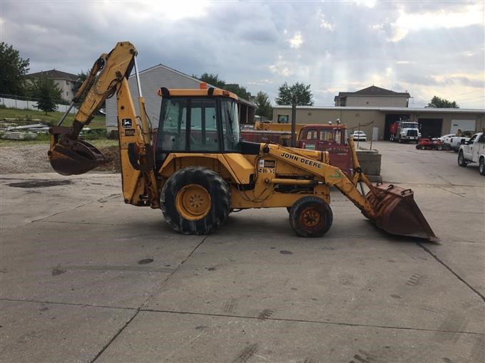 1987johndeere410cbackhoe-12.jpg