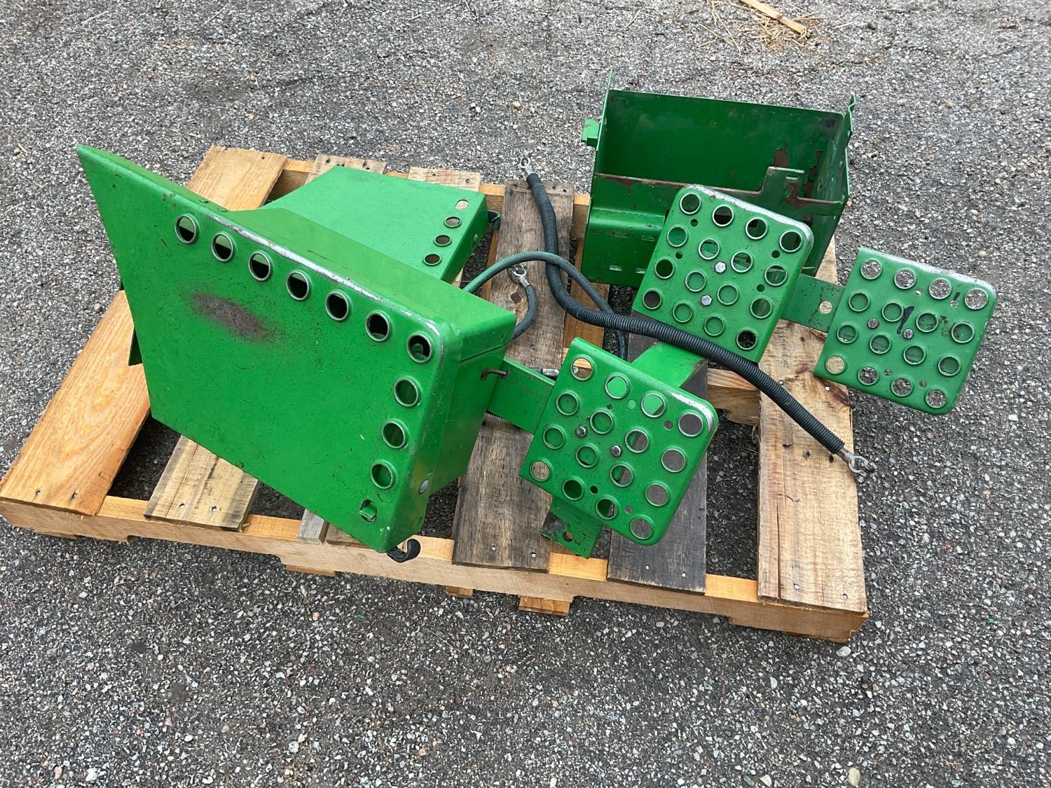 John Deere Tractor Battery Boxes & Steps BigIron Auctions