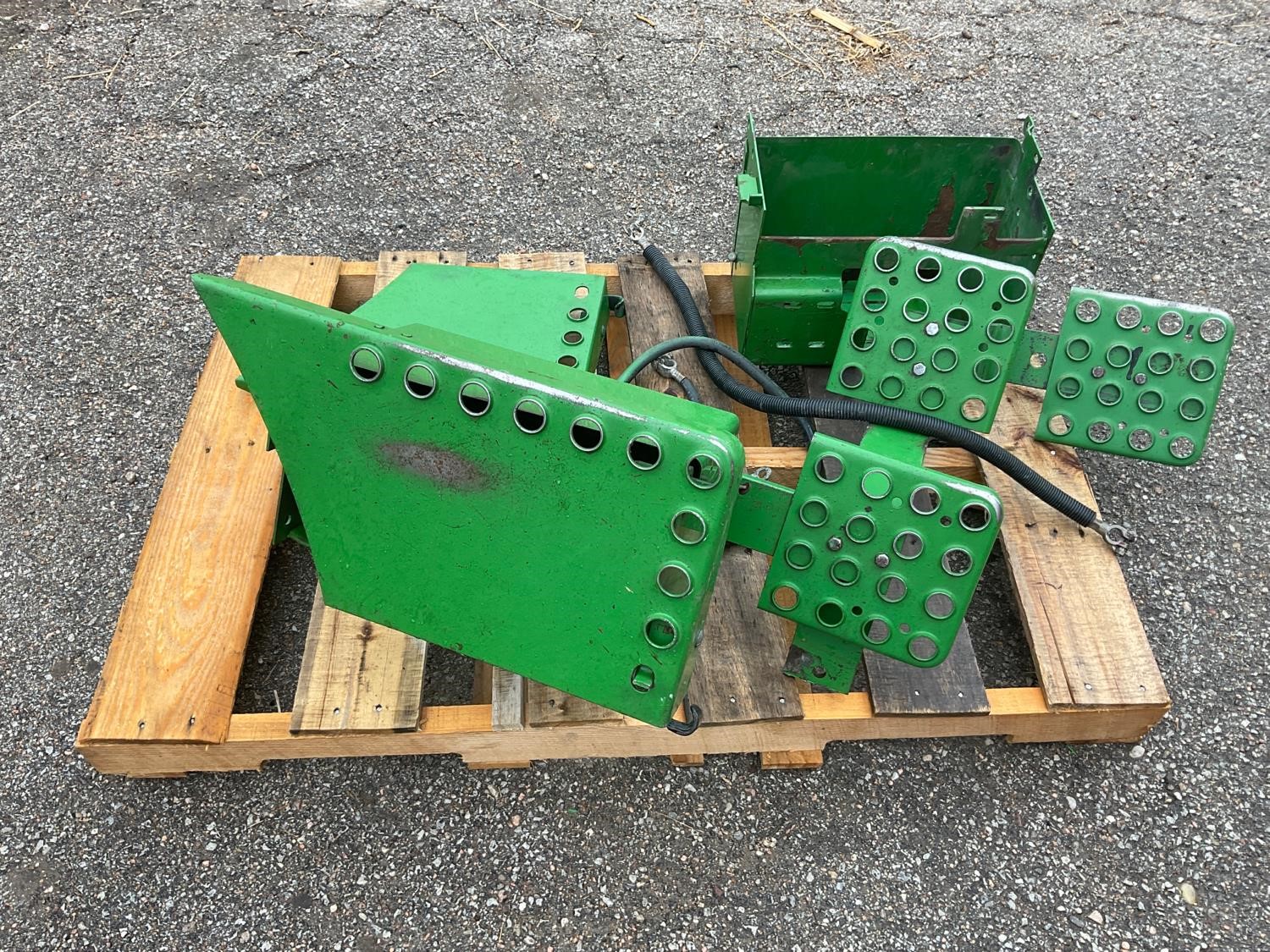 John Deere Tractor Battery Boxes & Steps Bigiron Auctions