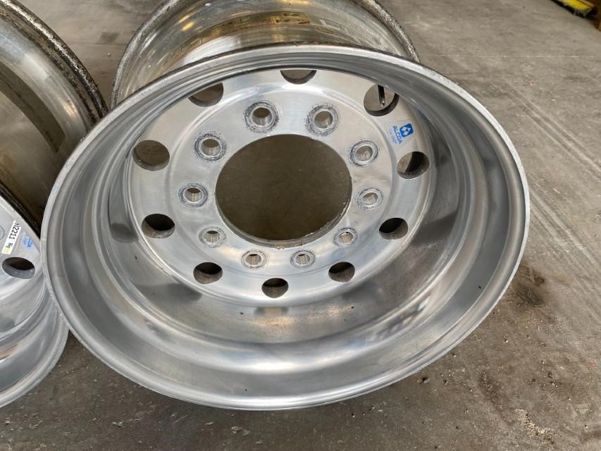 Alcoa Aluminum Super Single Rims BigIron Auctions