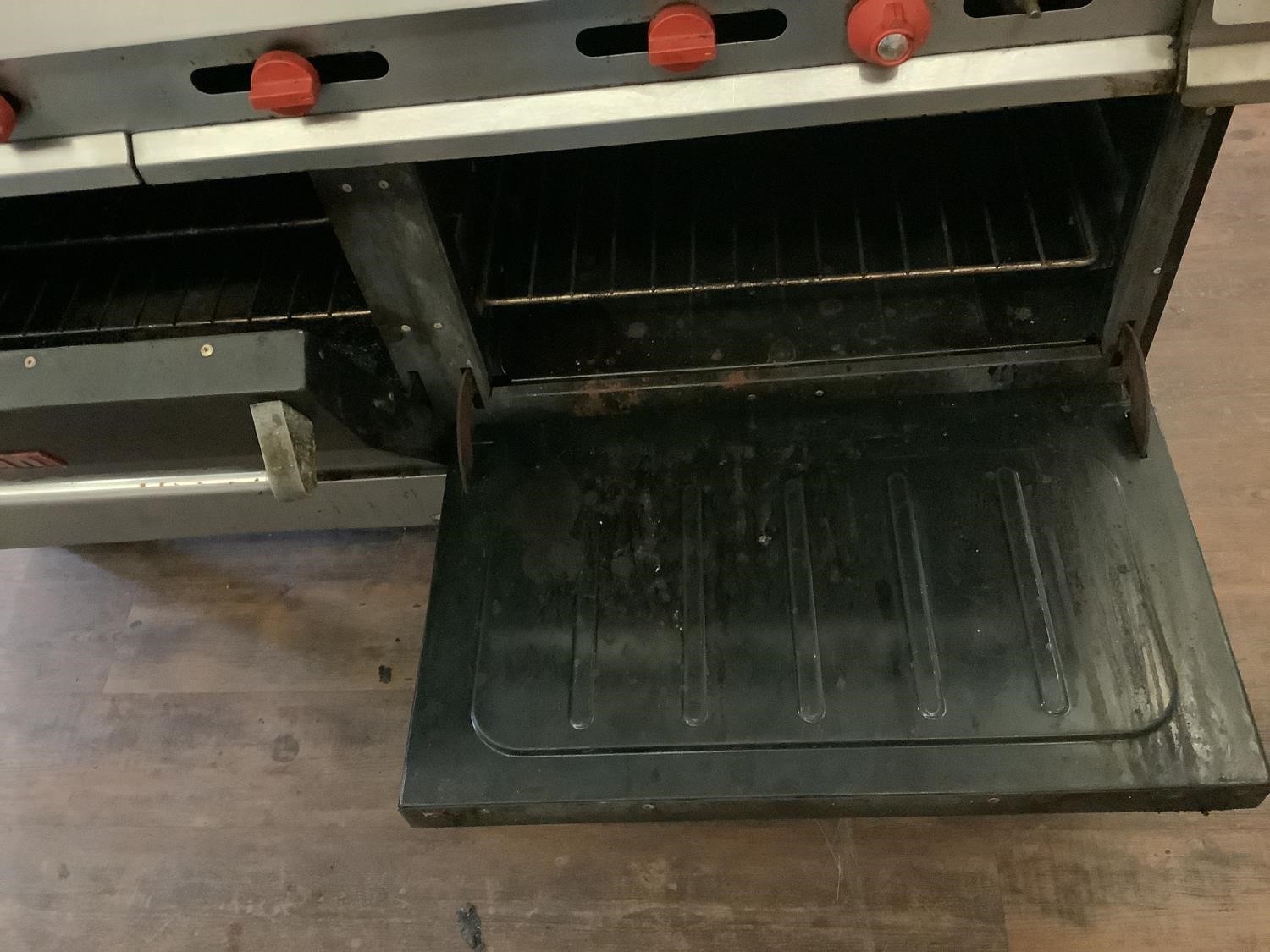 Vulcan Natural Gas Grill BigIron Auctions   Vulcan 3 F1a5201db1a64ab69aac109922c75543 