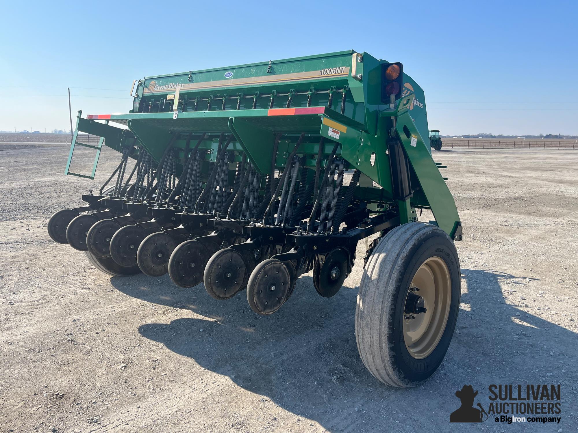 Great Plains 1006NT 10' No Till Grain Drill BigIron Auctions