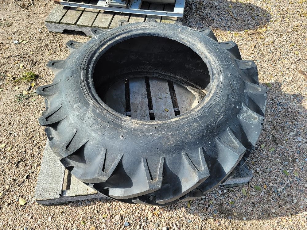 Alliance 14.9-24 Pivot Tire BigIron Auctions