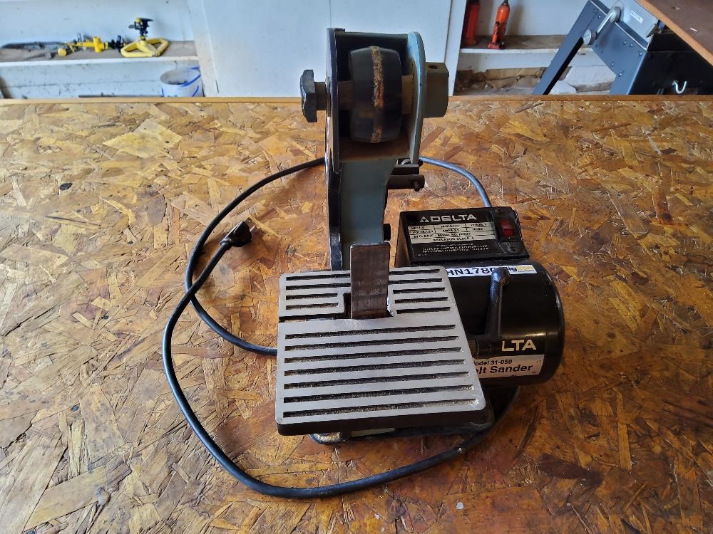 Delta 31050 1" Belt Sander BigIron Auctions