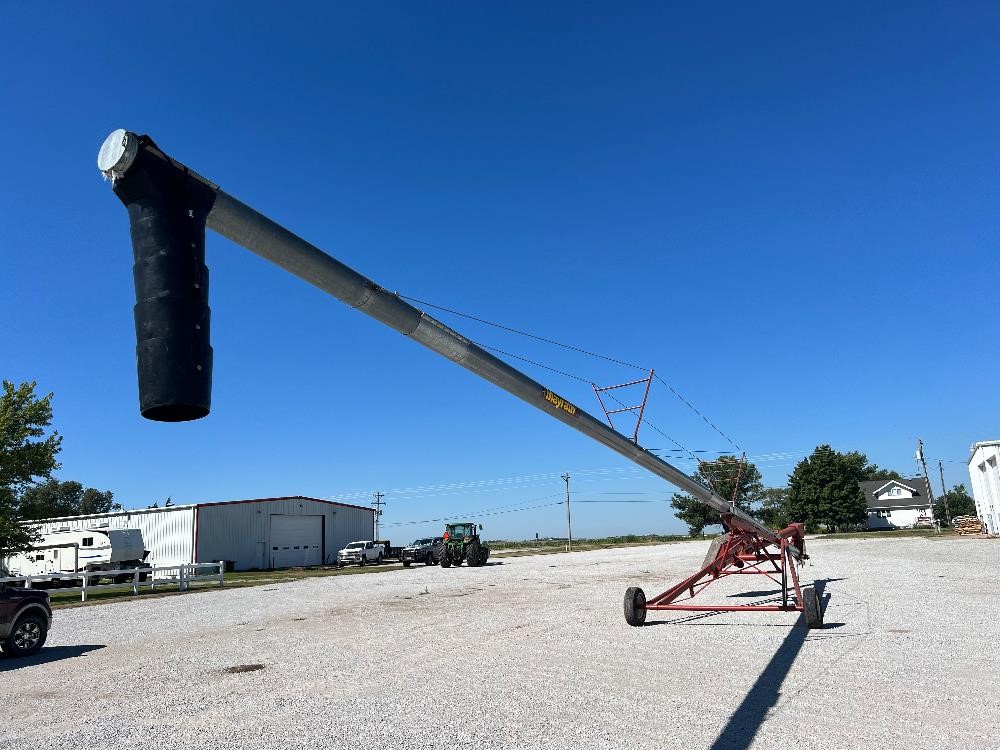 Hutchinson/Mayrath 72’ Swing Hopper Auger BigIron Auctions