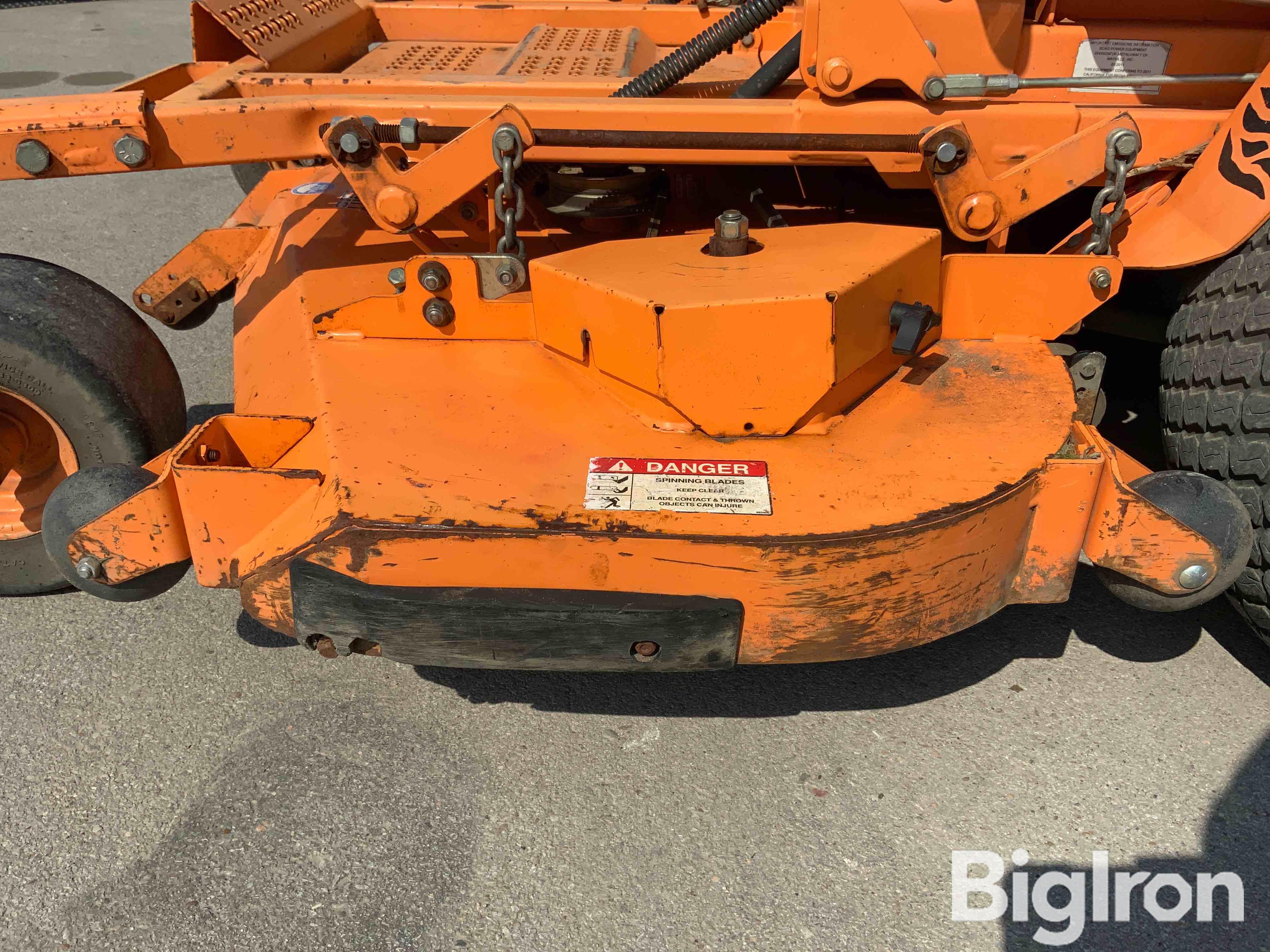 Scag SMT-61V Turf Tiger Commercial Zero-Turn Lawnmower BigIron Auctions