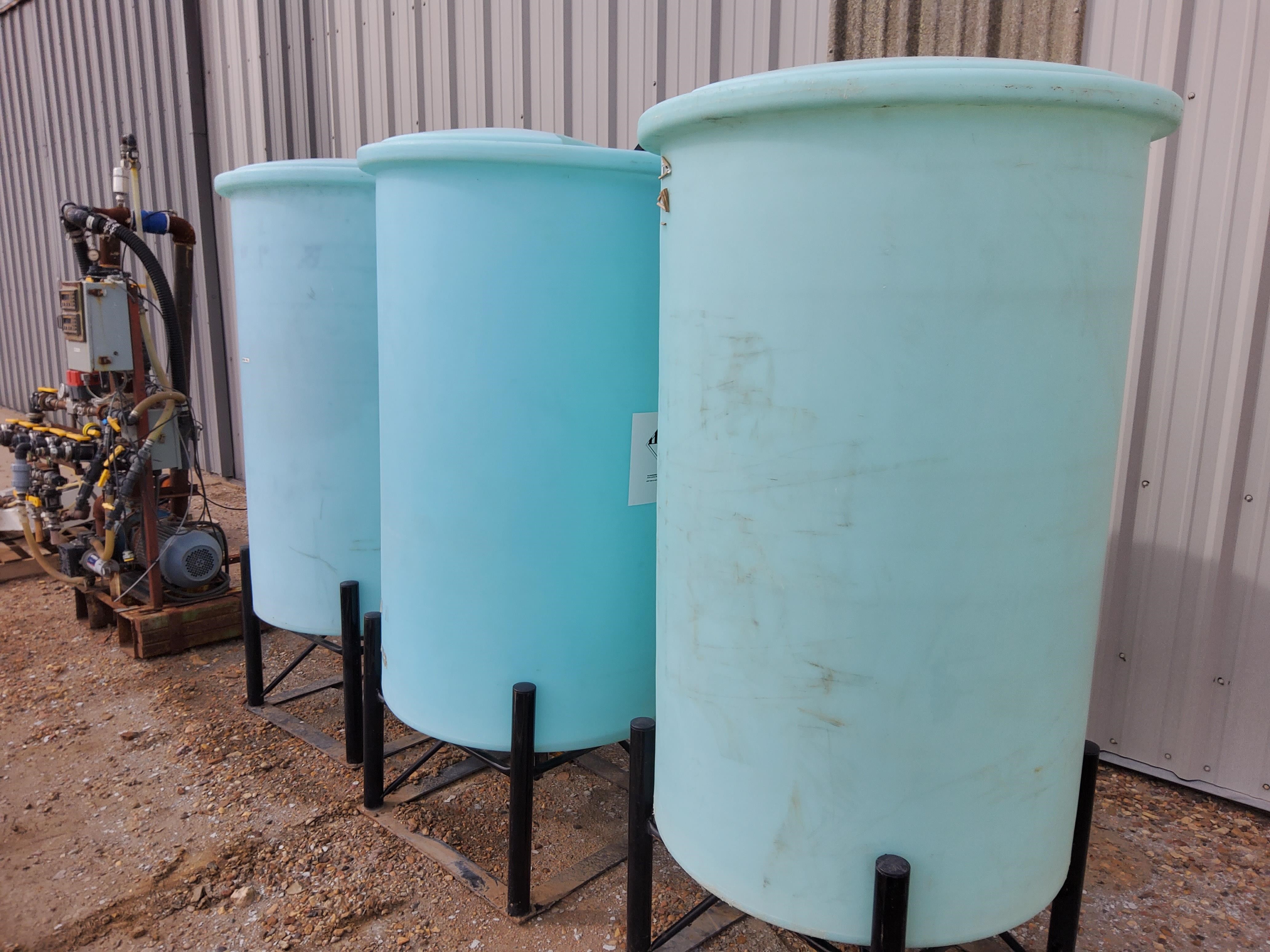 250-Gallon Cone Bottom Tanks BigIron Auctions