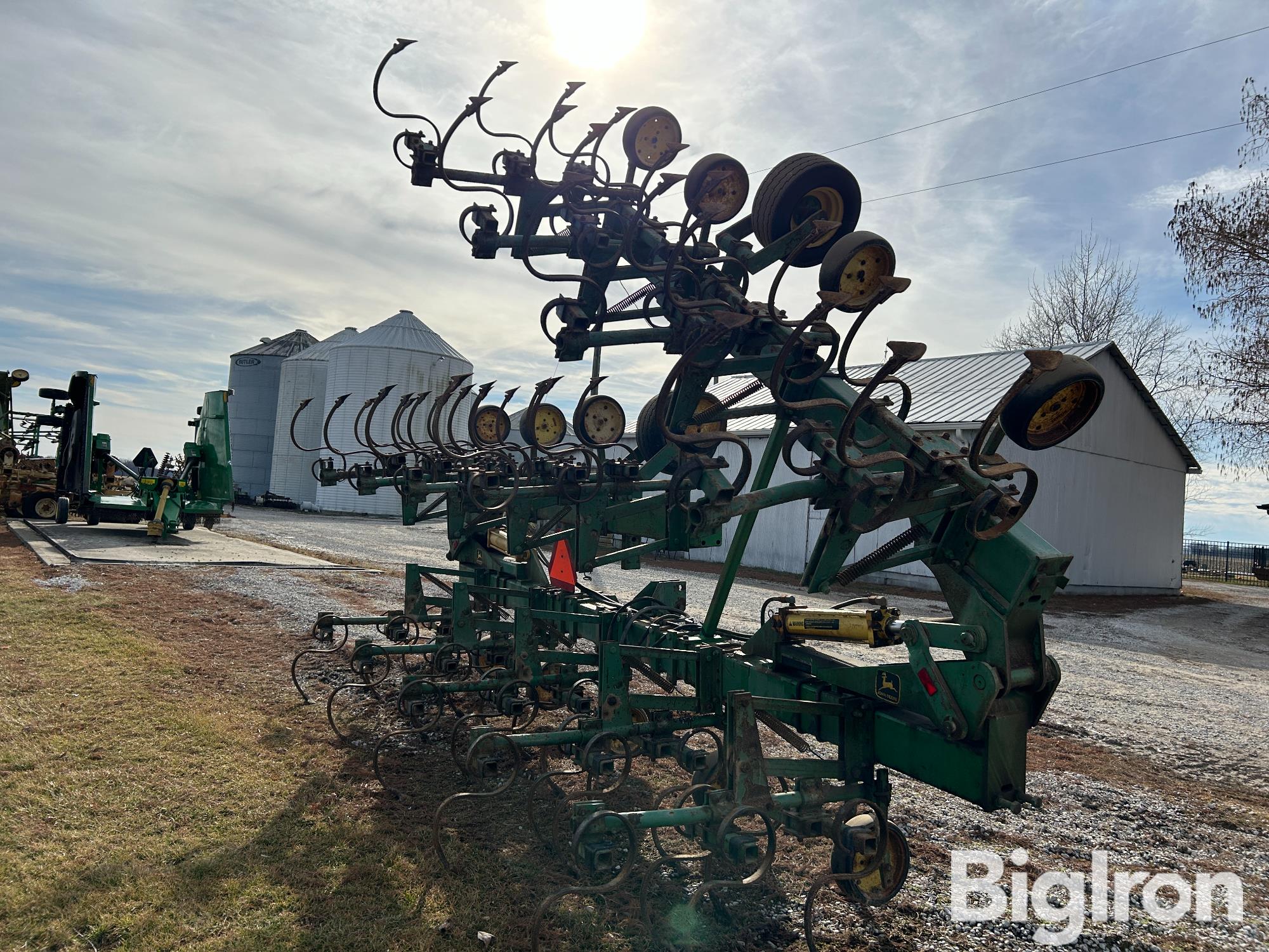 John Deere 12r36 Row Crop Cultivator Bigiron Auctions 0363