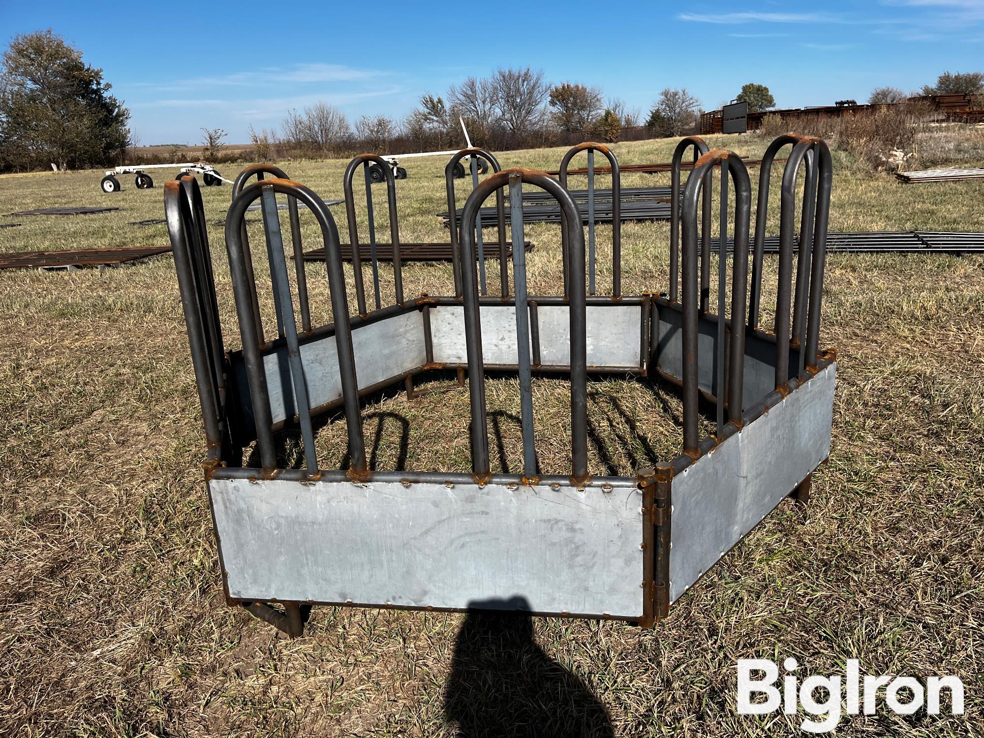 Linn Post & Pipe Tombstone Bale Feeder BigIron Auctions