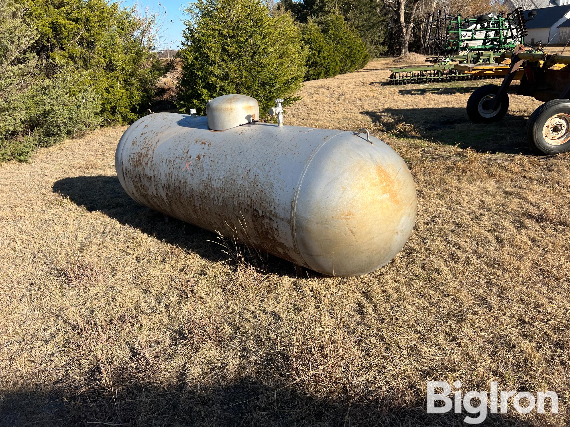 Propane Storage Tank BigIron Auctions   Propanestoragetank 5 09e1f84225a8401ea596e1d17cf7240a 