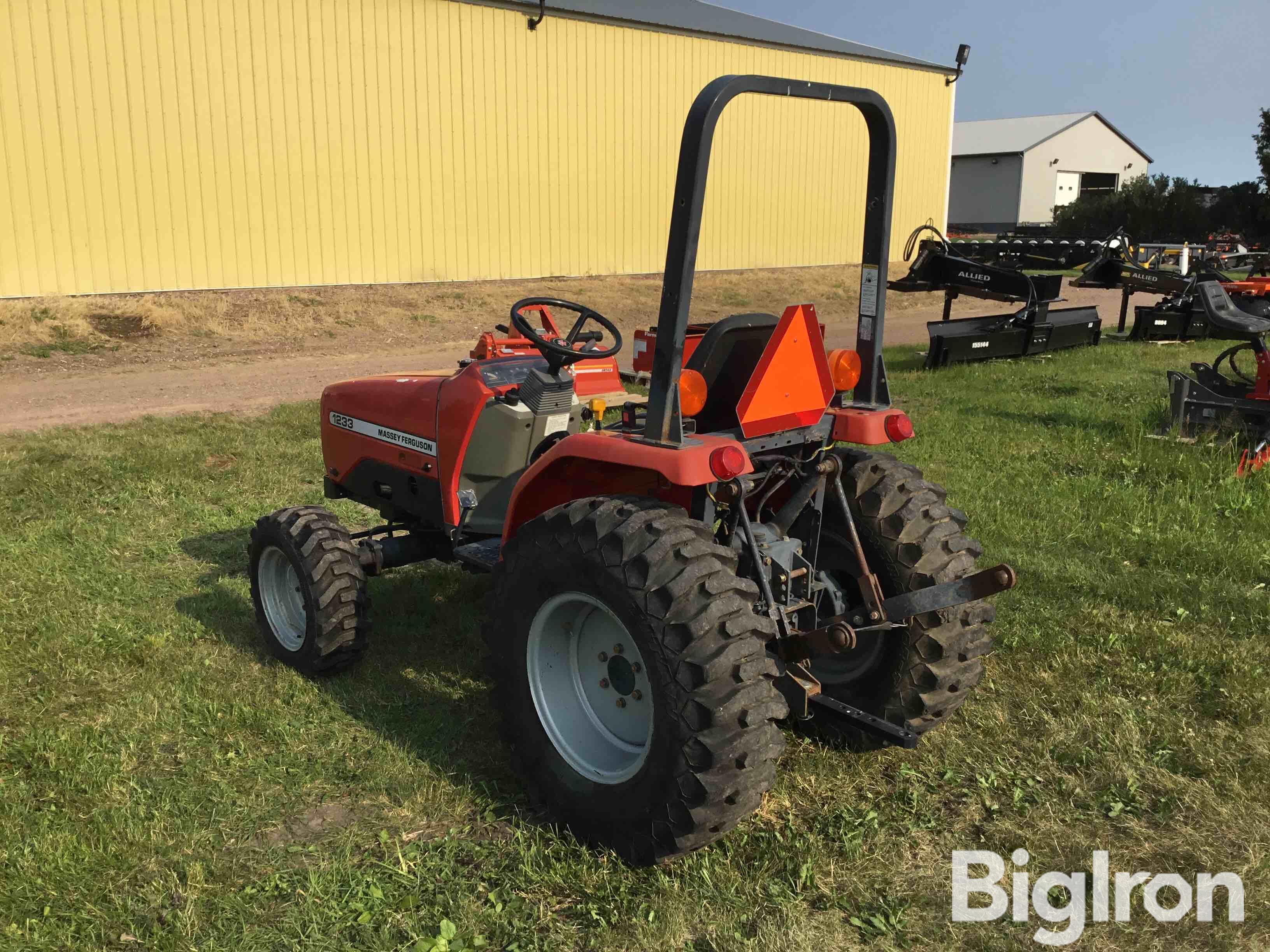 2000 Massey Ferguson 1233 MFWD Compact Utility Tractor BigIron Auctions