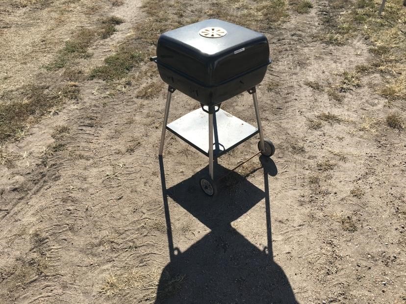 John Deere Bbq Grill Bigiron Auctions