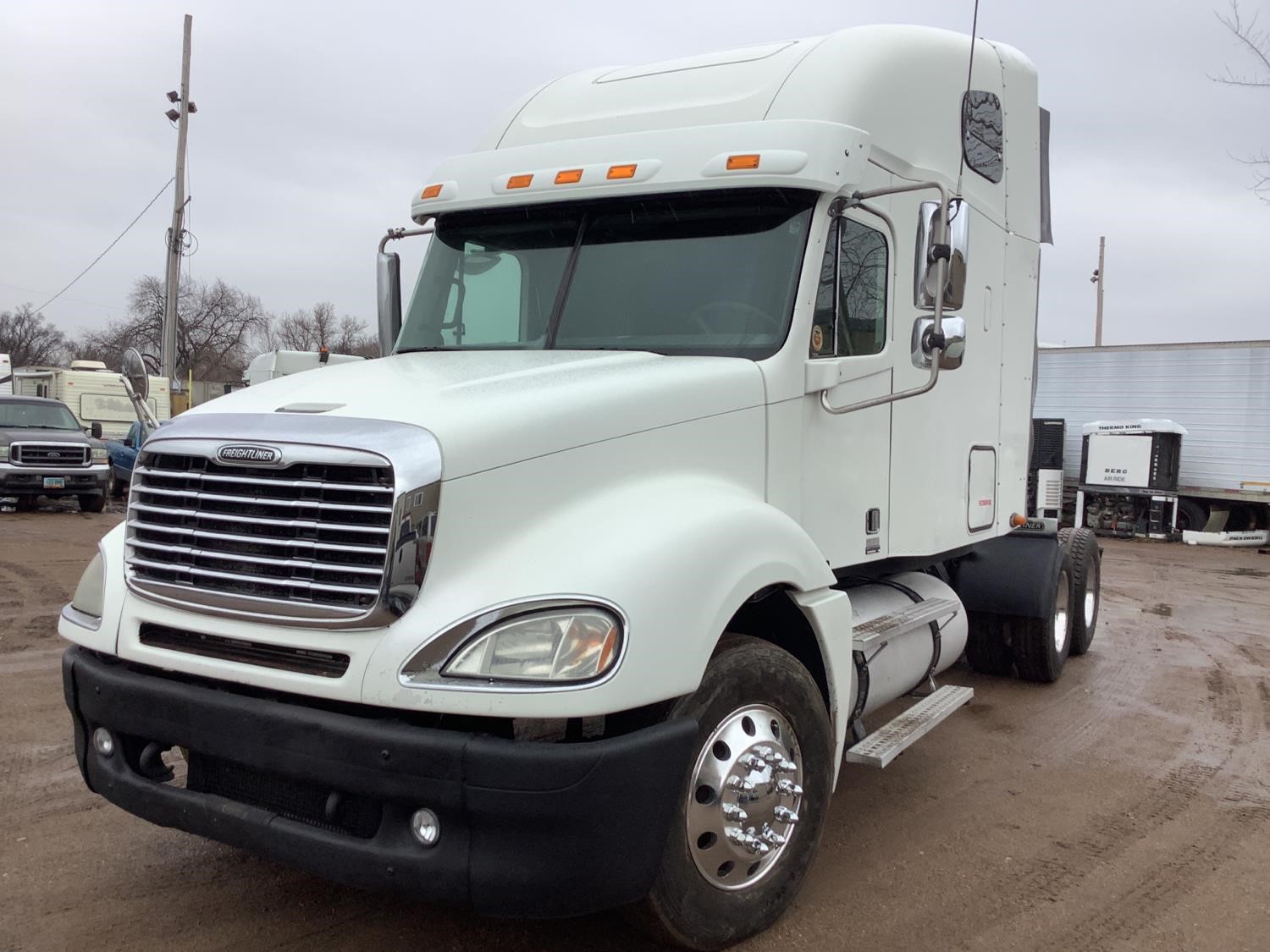 2007 Freightliner Columbia 120 T/A Truck Tractor BigIron Auctions