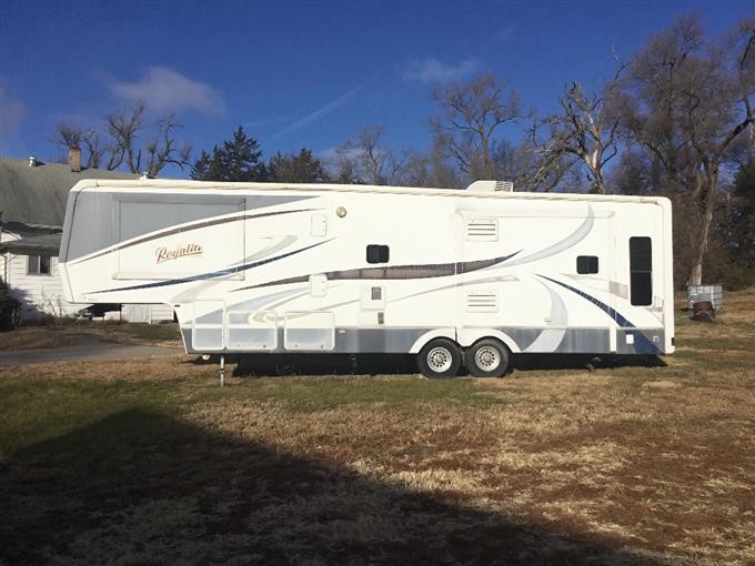 2007 King Of The Road Royalite R35CKTS T/A Fifth Wheel Travel