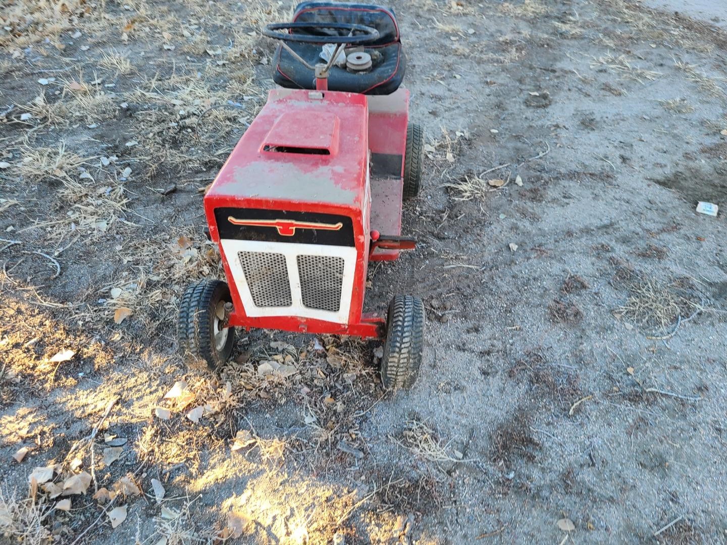 Toro Antique Riding Lawn Mower BigIron Auctions