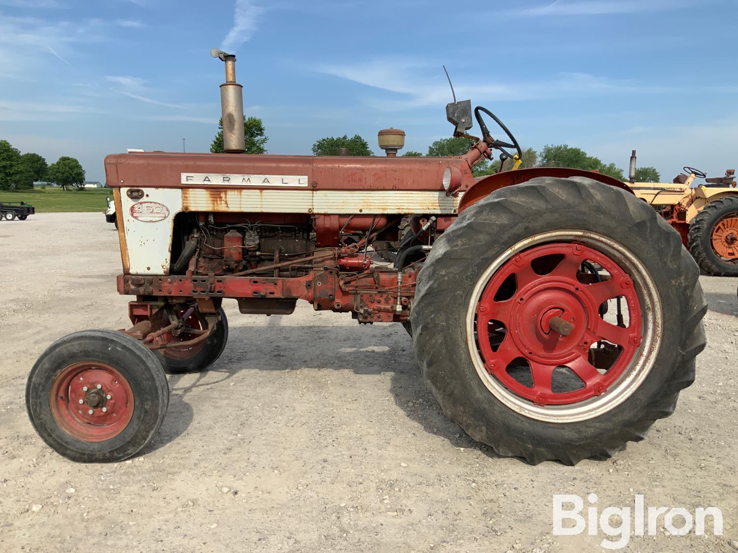 Farmall 460 2WD Tractor BigIron Auctions