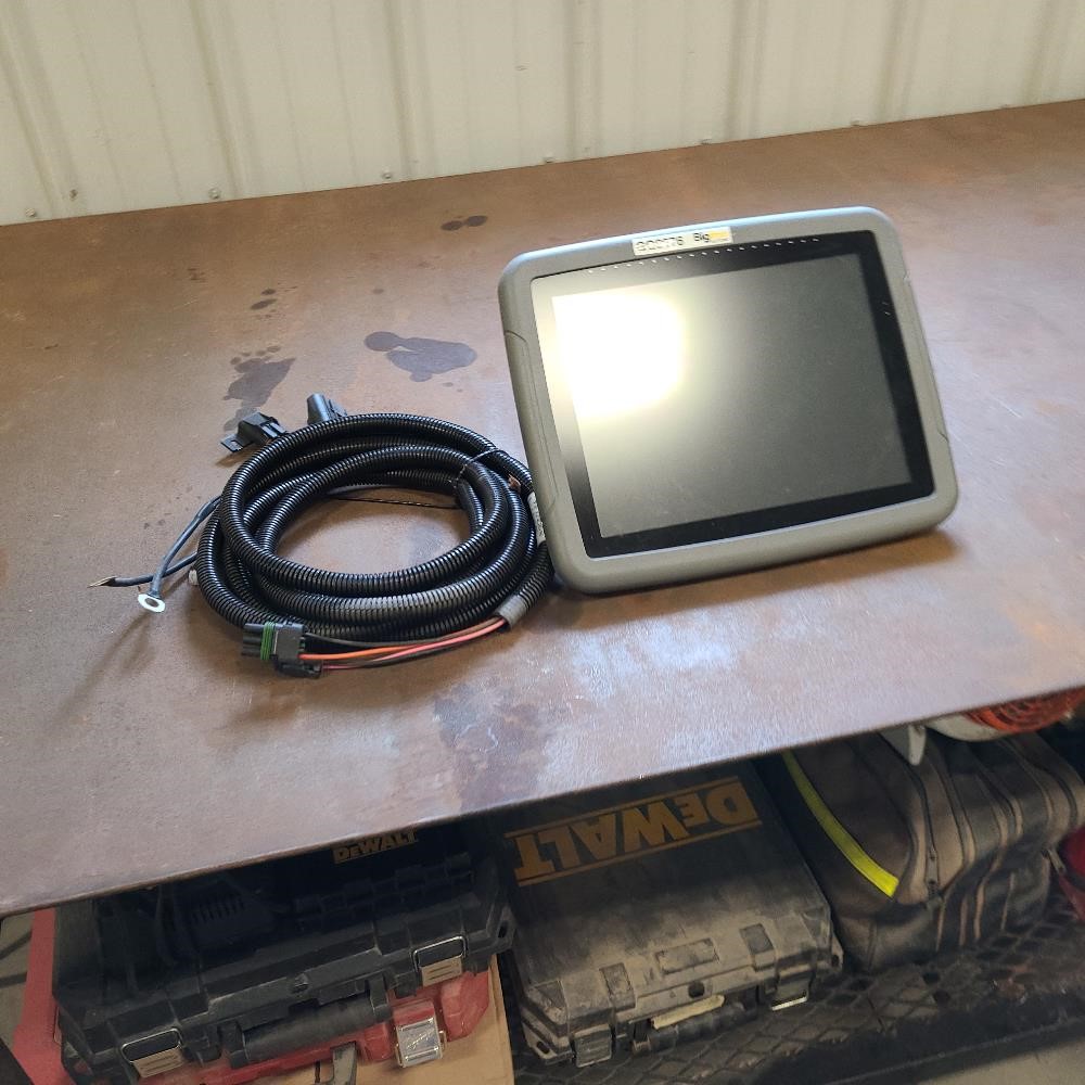 AGCO C2100 Monitor & Ag Leader Power Cable BigIron Auctions