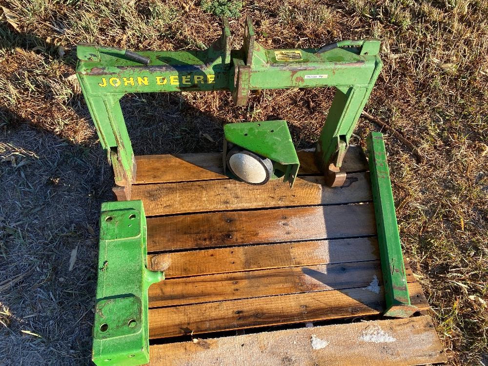 John Deere Quick Hitch JD 4455 Front Weight Bracket And Radar BigIron ...