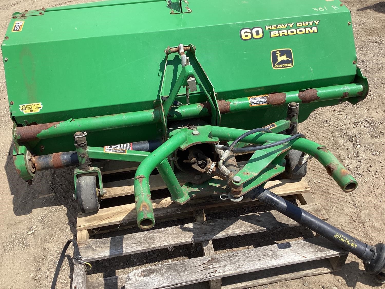 John Deere 60 BROOM 1400 5' PTO Driven Rotary Broom Attachment BigIron ...