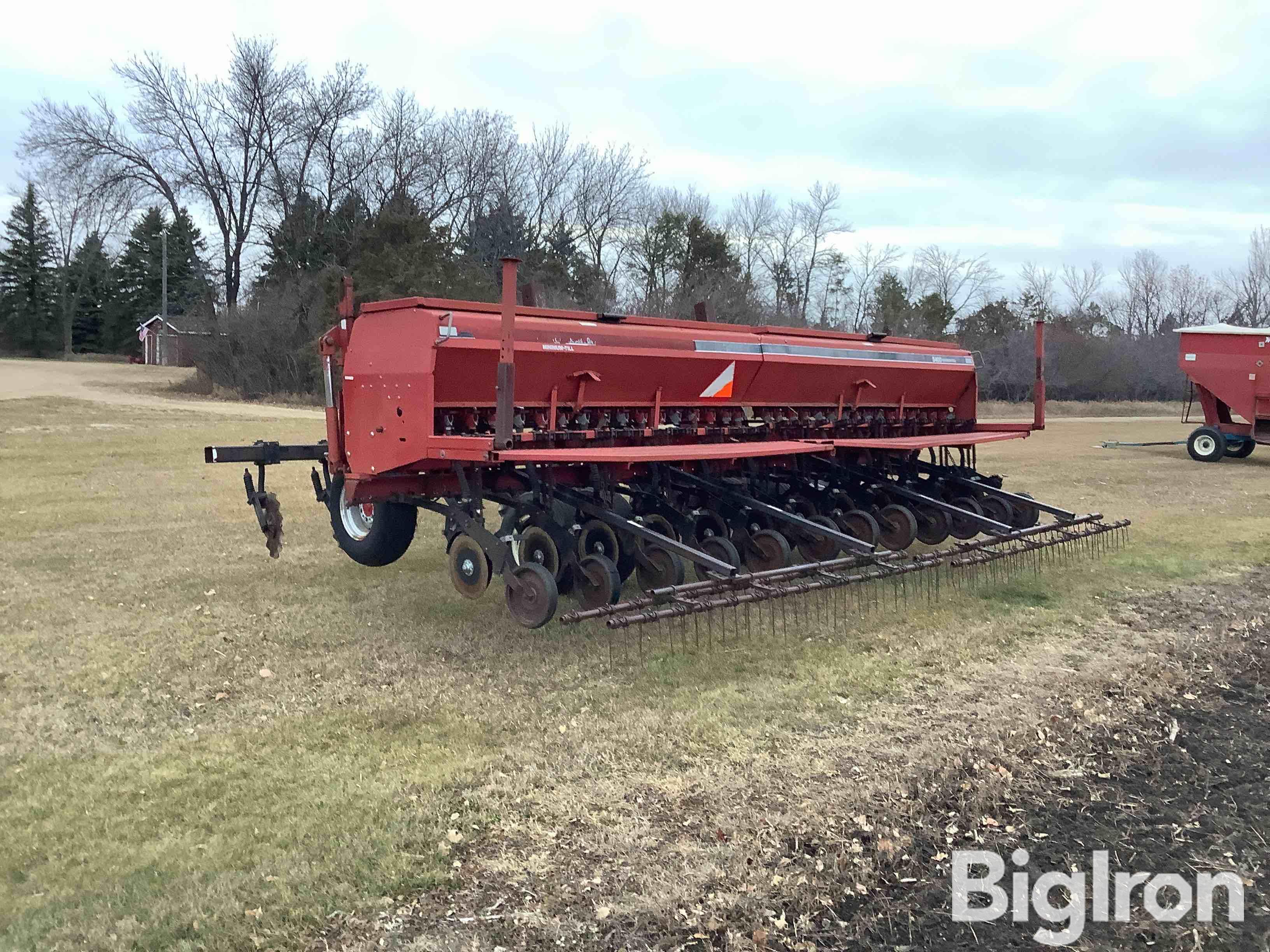 International Planter BigIron Auctions   Internationalplanter 5 8c391055c1c244e8a6725bb996570d8f 