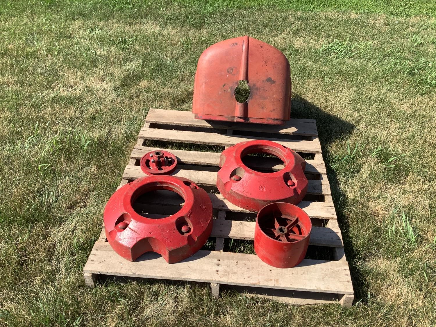 International Farmall M Wheel Weight Front Hood Pullys BigIron Auctions