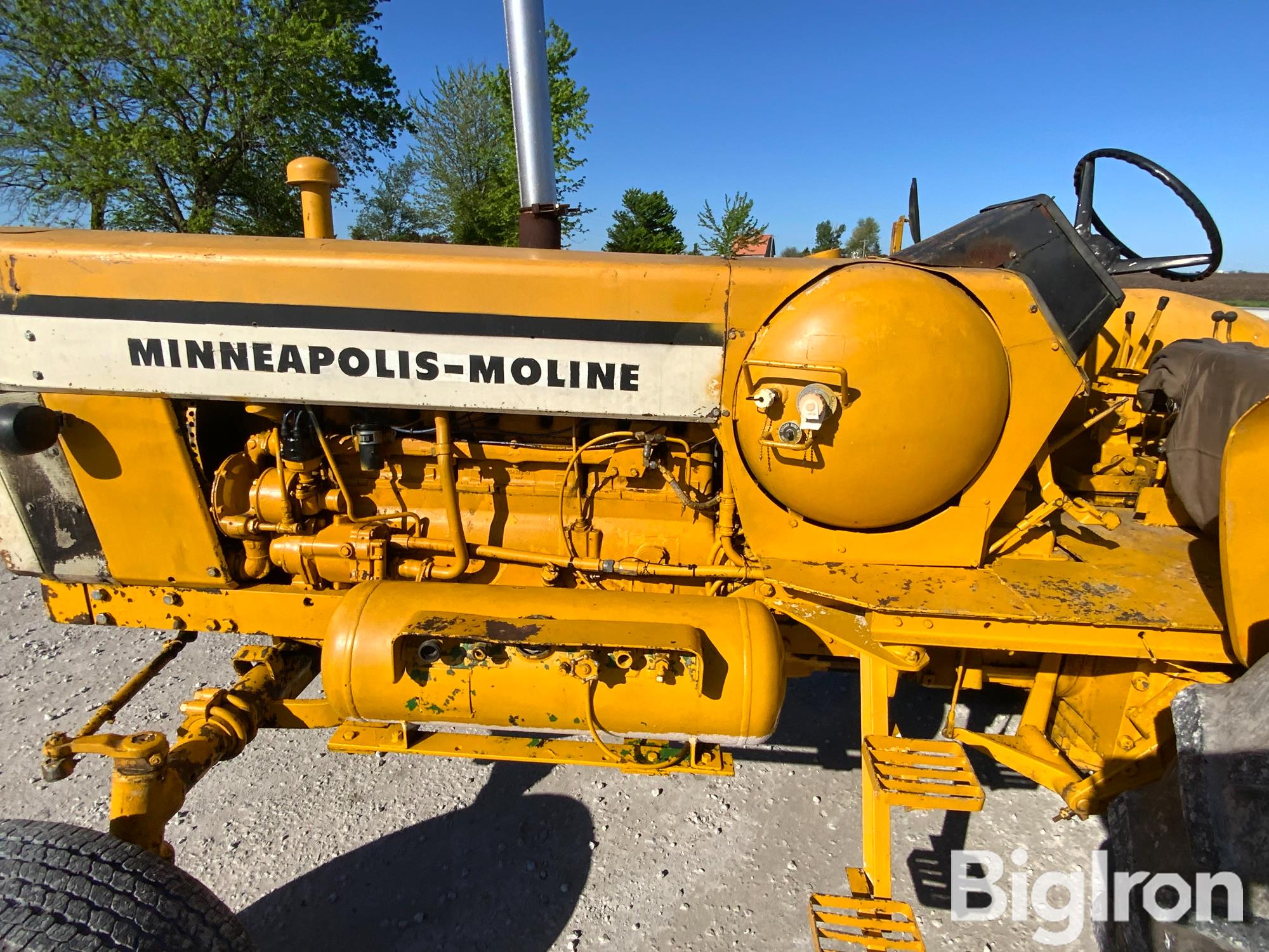 Minneapolis-Moline G950 2WD Tractor BigIron Auctions