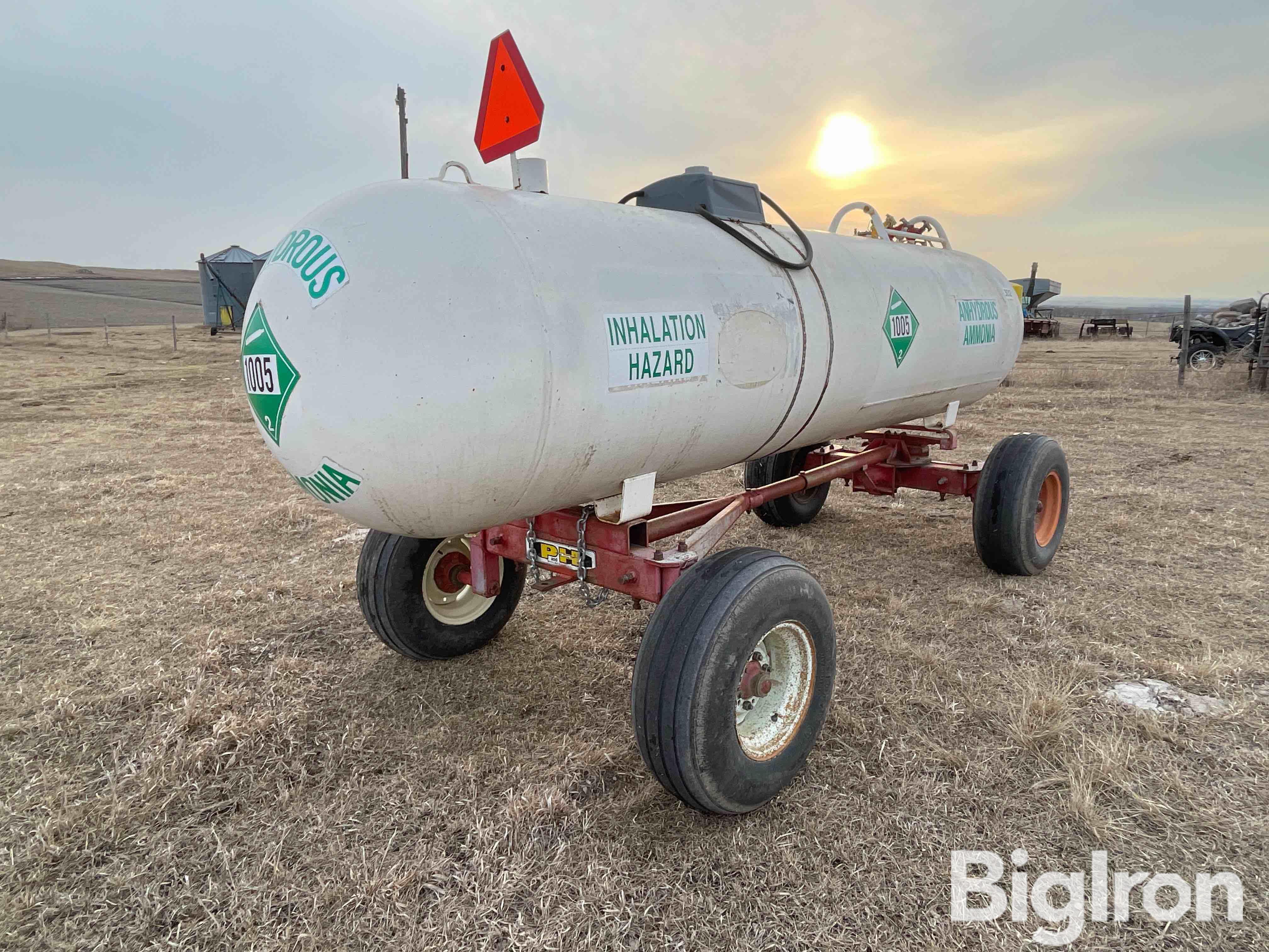 1993 1000-Gallon NH3 Nurse Tank W/Running Gear BigIron Auctions