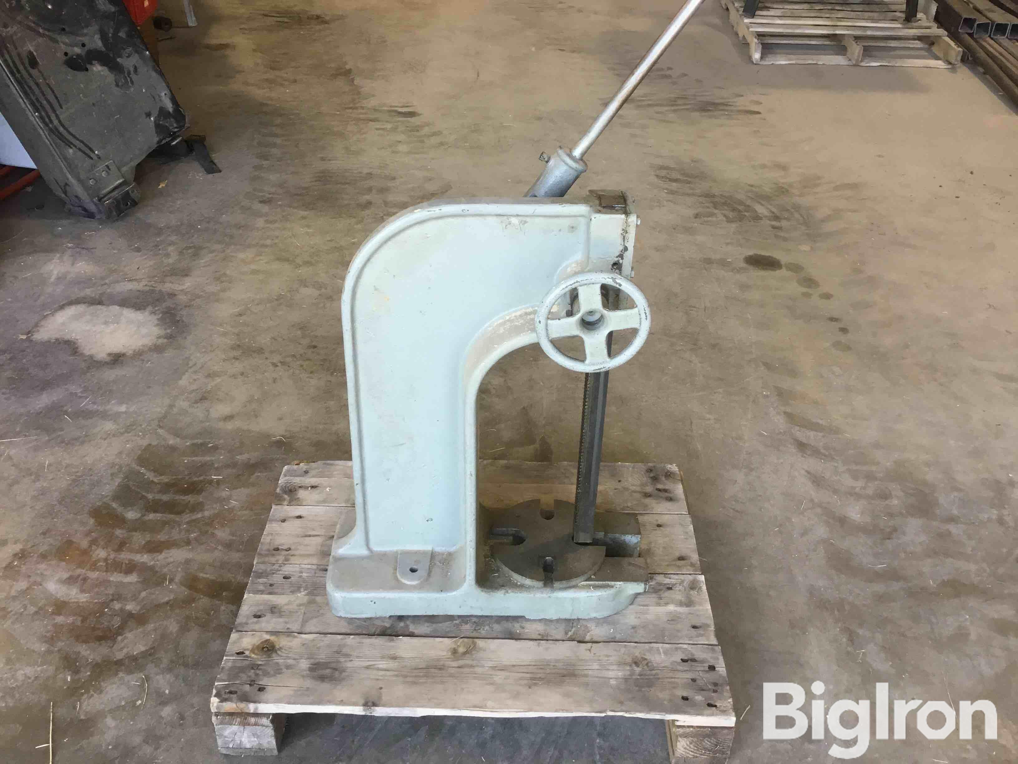 Dake 1 1/2 B Arbor Press BigIron Auctions