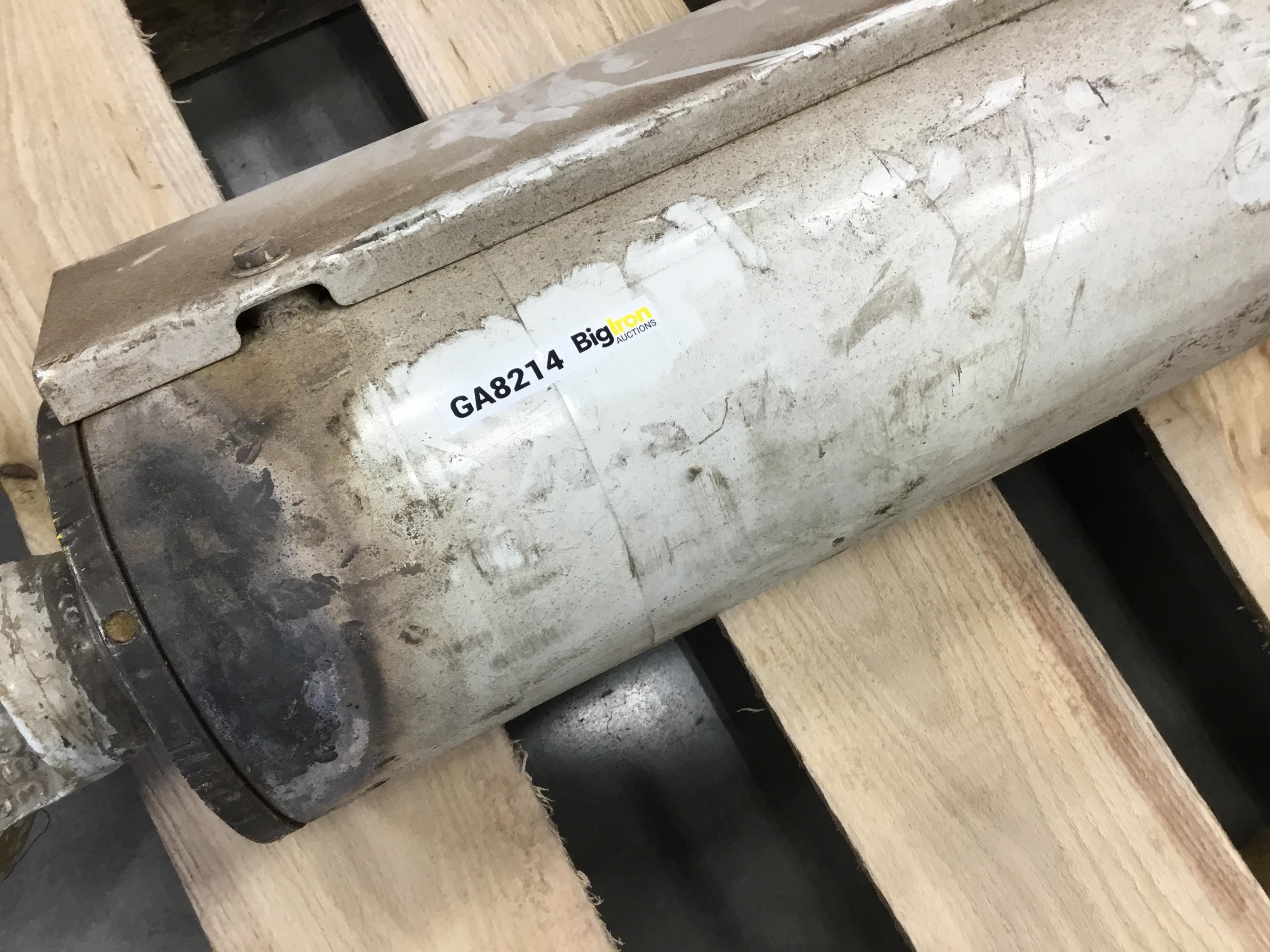 Altec Boom Lift Hydraulic Cylinder Bigiron Auctions