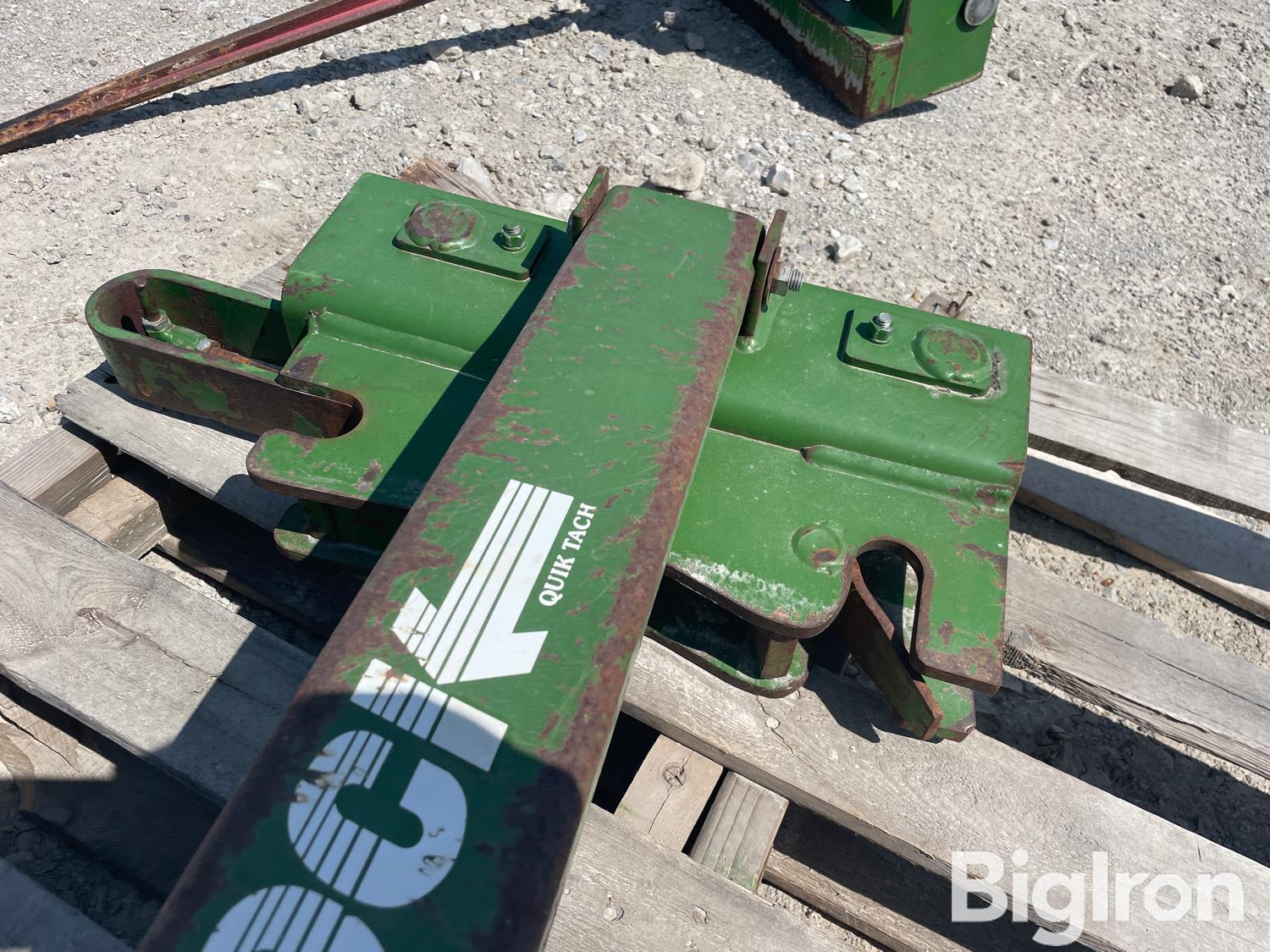 Sur-Lock QuikTach Loader Hookup Adapter BigIron Auctions