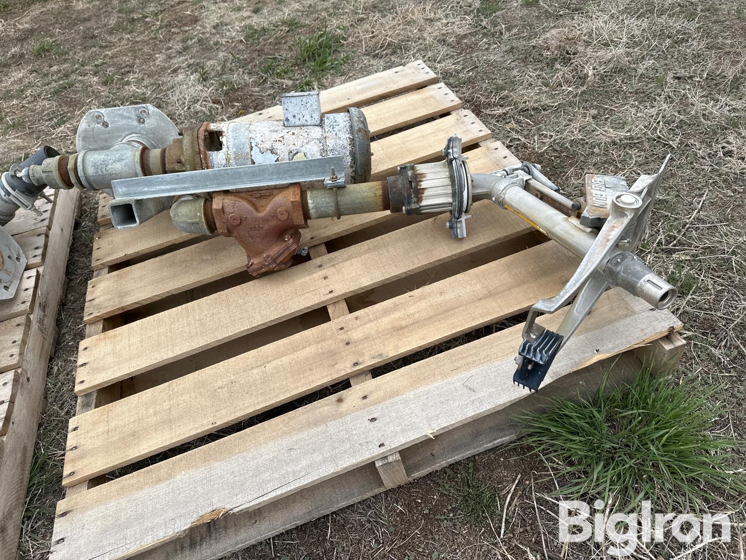 Pivot End Guns And Booster Pumps BigIron Auctions