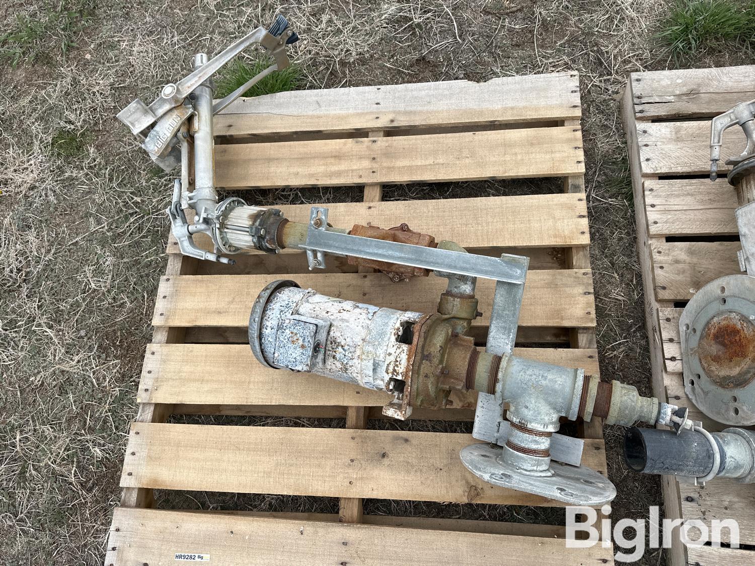 Pivot End Guns And Booster Pumps BigIron Auctions