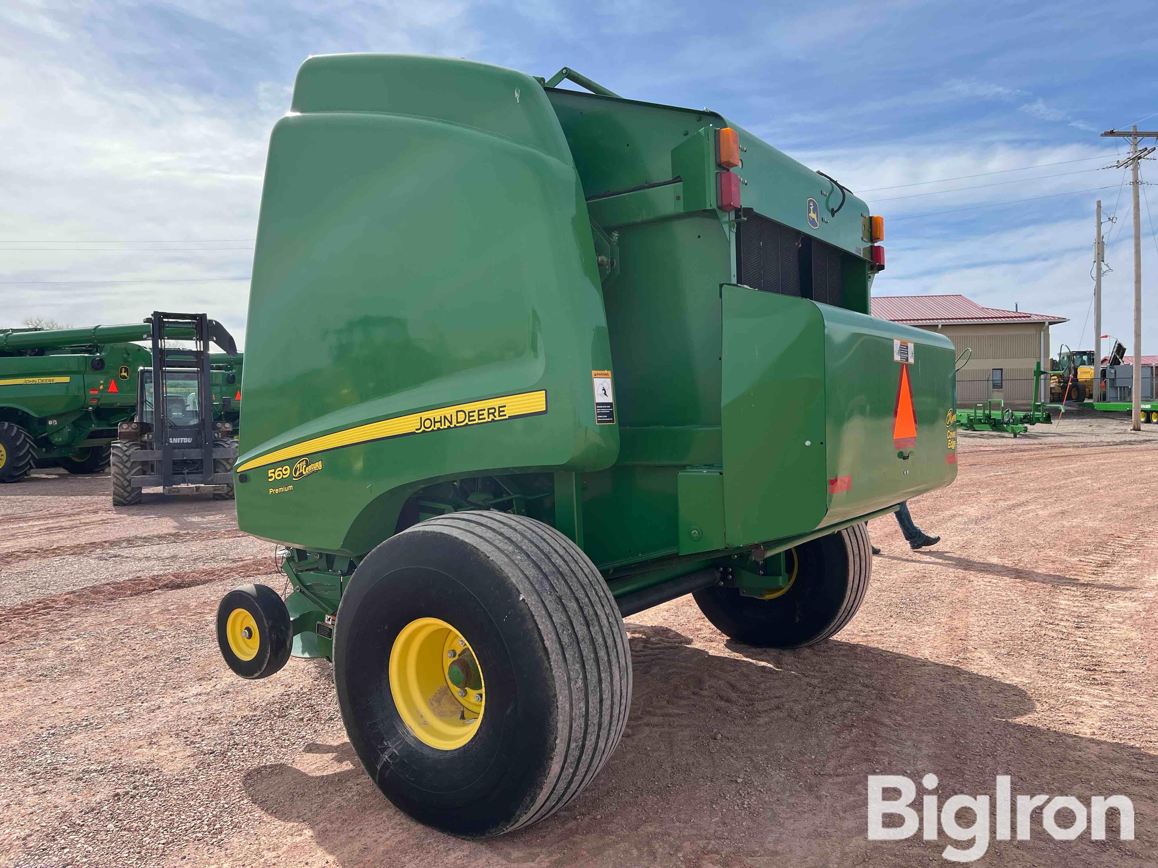 2014 John Deere 569 Premium Round Baler BigIron Auctions